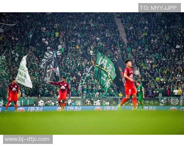 足球明星加盟国米圈引发热议球迷期待新赛季精彩表现